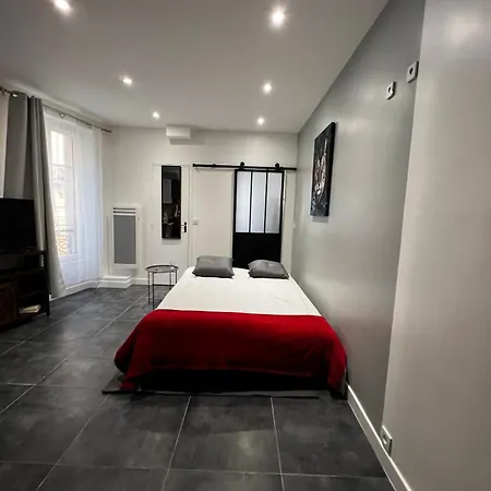 Paris - La Defense Apartment